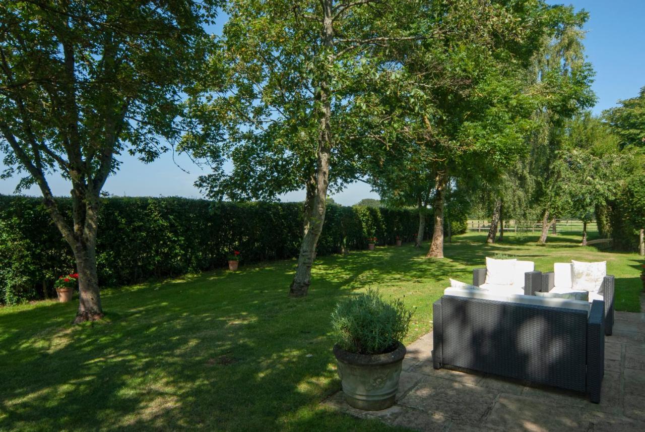 스윈던 Duchy Rag House B&B 외부 사진