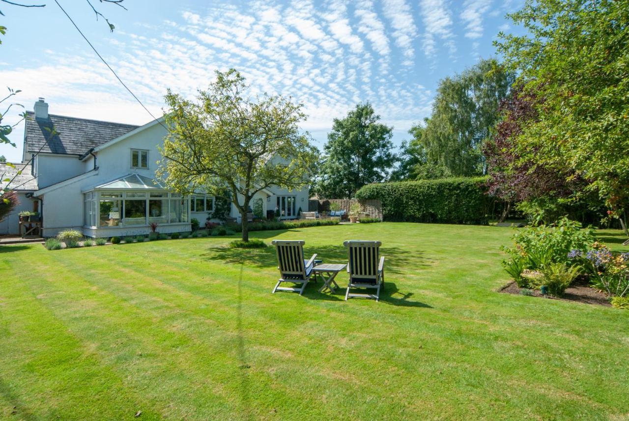 스윈던 Duchy Rag House B&B 외부 사진
