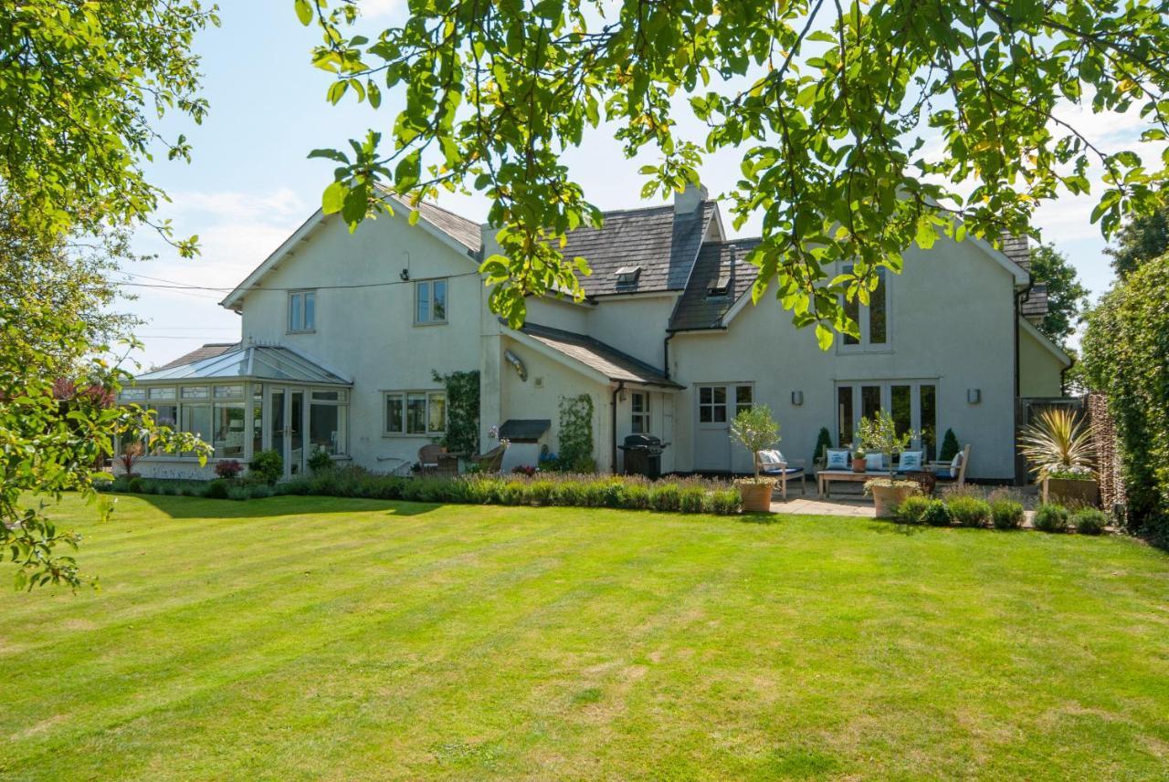 스윈던 Duchy Rag House B&B 외부 사진